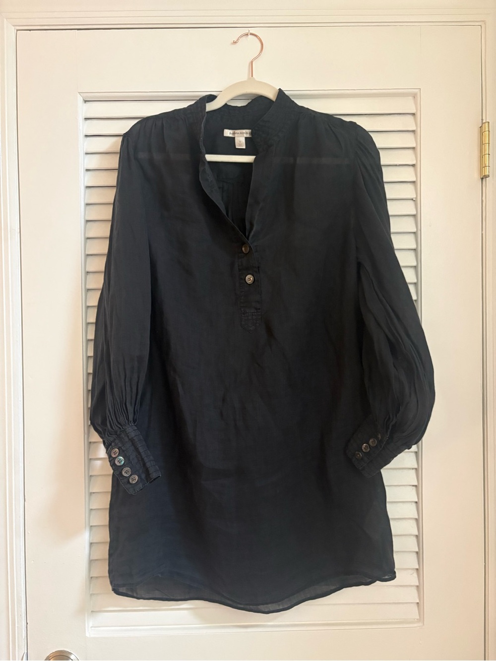 Banana Republic Black Button-Up Blouse